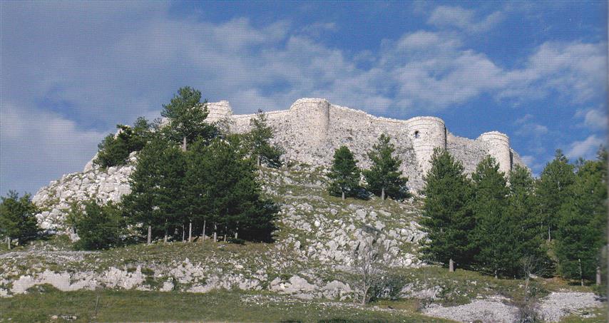 castello di roccamandolfi